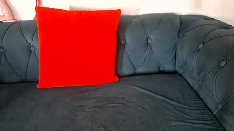 nina_bambi online show from November 8, 2025, 2:06 pm