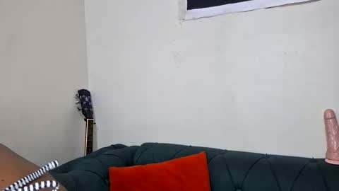 Snapshot of nina_bambi chatting on April 18, 2026, 2:04 am nina_bambi online show from April 18, 2026, 2:04 am
