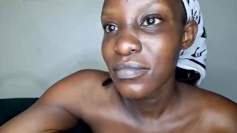 Snapshot of nina_bambi chatting on April 21, 2026, 2:48 am nina_bambi online show from April 21, 2026, 2:48 am