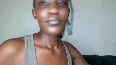 Snapshot of nina_bambi chatting on May 12, 2026, 7:11 pm nina_bambi online show from May 12, 2026, 7:11 pm