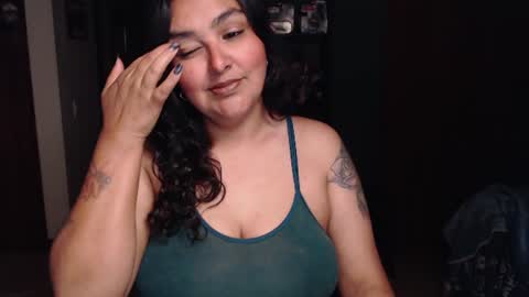 Snapshot of nina_moonbeam chatting on June 18, 2026, 1:06 am Nina Moon online show from June 18, 2026, 1:06 am