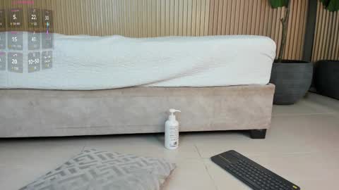 NINA online show from February 25, 2025, 3:05 pm