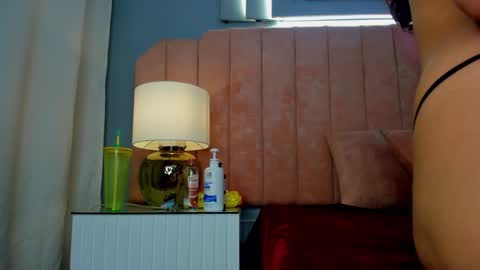 Nina  online show from March 22, 2026, 2:37 am