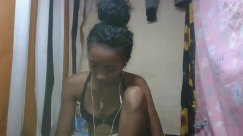 ninaeaa online show from December 19, 2025, 6:15 pm