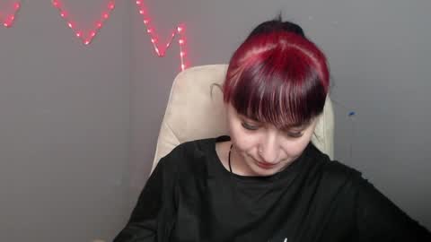 ninaflawlees online show from March 7, 2026, 2:03 pm