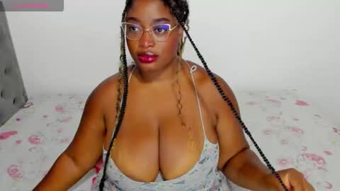 Valentina online show from September 30, 2025, 11:54 pm