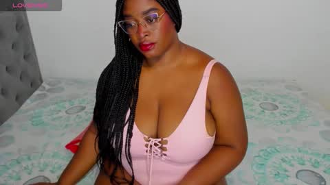 Snapshot of ninagrey03 chatting on February 28, 2026, 12:11 am Valentina online show from February 28, 2026, 12:11 am