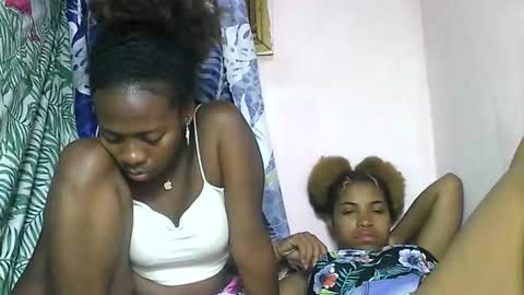 Ninah9794 online show from November 27, 2025, 6:54 pm