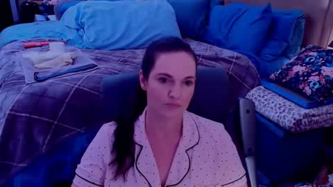 Nina Jaymes online show from May 17, 2026, 9:55 pm
