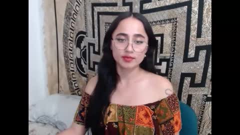 Snapshot of ninakravtz chatting on January 15, 2025, 10:57 pm N I N A online show from January 15, 2025, 10:57 pm