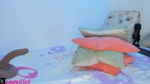 0nly F4ns  Ninapetite80 online show from April 1, 2026, 2:12 am