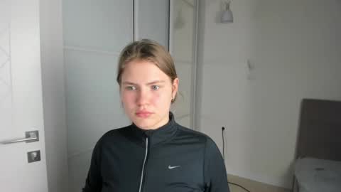 Snapshot of ninarihh chatting on March 1, 2025, 4:00 pm ninarihh online show from March 1, 2025, 4:00 pm
