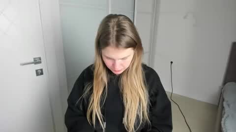 Snapshot of ninarihh chatting on March 7, 2025, 1:18 pm ninarihh online show from March 7, 2025, 1:18 pm