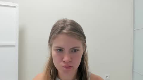 Snapshot of ninarihh chatting on September 22, 2025, 8:05 am ninarihh online show from September 22, 2025, 8:05 am