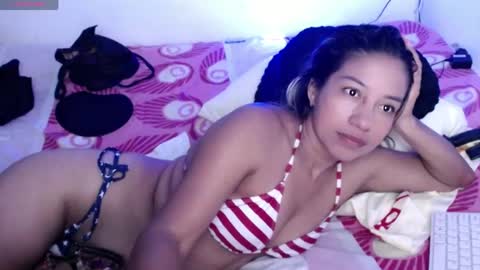 Snapshot of ninatinydoll1 chatting on April 18, 2026, 1:04 pm ninatinydoll1 online show from April 18, 2026, 1:04 pm