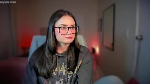 Snapshot of ninavolkov chatting on March 9, 2025, 10:52 pm ninavolkov online show from March 9, 2025, 10:52 pm