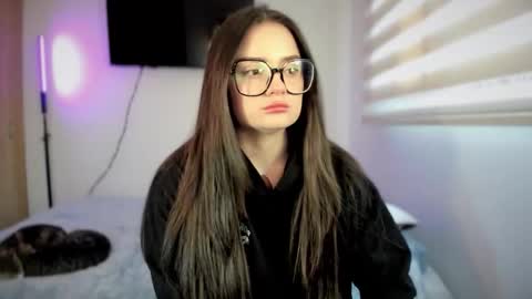 Snapshot of ninavolkov chatting on February 18, 2026, 10:17 pm ninavolkov online show from February 18, 2026, 10:17 pm