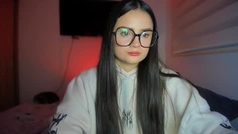 Snapshot of ninavolkov chatting on February 26, 2026, 10:09 pm ninavolkov online show from February 26, 2026, 10:09 pm