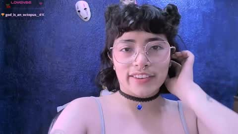 Snapshot of ninayellow chatting on February 27, 2025, 4:43 pm Nina online show from February 27, 2025, 4:43 pm