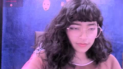 Snapshot of ninayellow chatting on October 1, 2025, 4:02 pm Nina online show from October 1, 2025, 4:02 pm