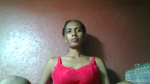 ninie246746 online show from February 21, 2025, 4:05 pm