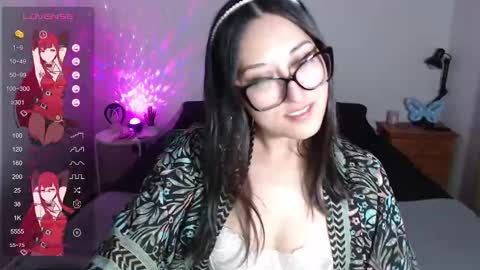 Snapshot of ninimoon chatting on October 5, 2025, 2:32 am Ninimoon online show from October 5, 2025, 2:32 am