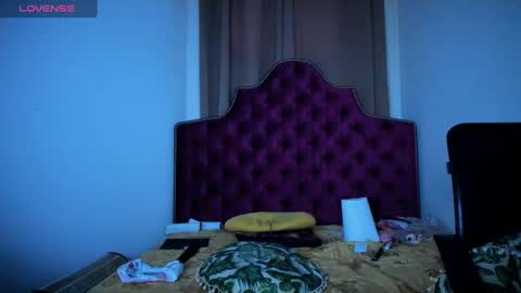 Snapshot of ninna_dee chatting on December 9, 2024, 7:50 am nina dee online show from December 9, 2024, 7:50 am