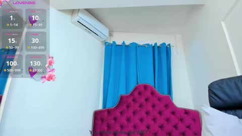 nina dee online show from March 6, 2026, 4:53 am