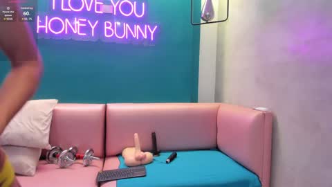 Snapshot of ninna_monroe_ chatting on December 19, 2024, 4:13 pm Ninna online show from December 19, 2024, 4:13 pm