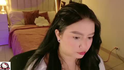 Snapshot of ninna_sweet_ chatting on July 19, 2026, 1:15 pm Nina online show from July 19, 2026, 1:15 pm