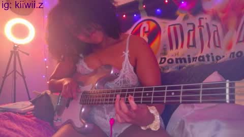 kiwi online show from March 6, 2025, 7:03 am