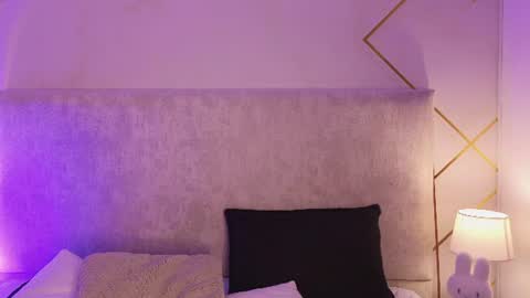 nioki_ online show from June 29, 2026, 12:05 pm