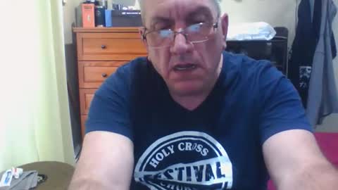 Dennis online show from November 21, 2025, 3:44 pm