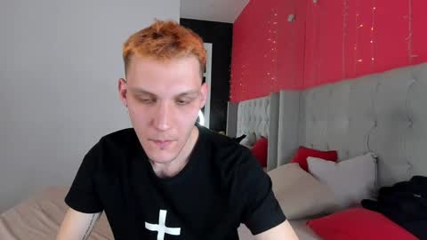 nipel_ online show from April 22, 2026, 9:27 pm