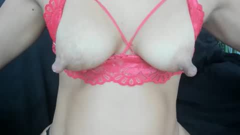 Snapshot of nippx_big chatting on October 18, 2025, 7:03 pm ANTO online show from October 18, 2025, 7:03 pm