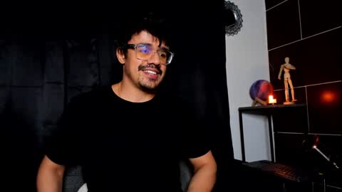 Snapshot of nipsfetich chatting on February 5, 2025, 3:02 am Steven online show from February 5, 2025, 3:02 am