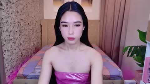 Snapshot of nirafox chatting on February 8, 2026, 2:26 am nirafox online show from February 8, 2026, 2:26 am