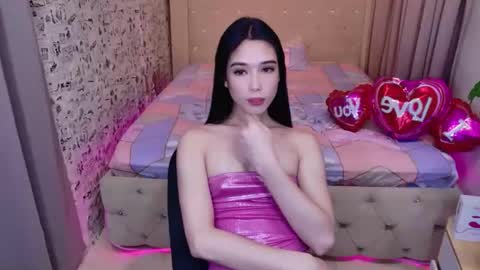 Snapshot of nirafox chatting on February 17, 2026, 6:58 pm nirafox online show from February 17, 2026, 6:58 pm