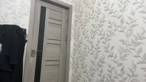 niravoid online show from October 27, 2025, 8:24 pm