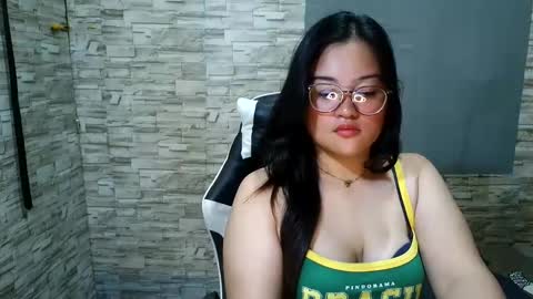 Snapshot of nitchiefucker chatting on September 15, 2025, 2:50 pm Nadz online show from September 15, 2025, 2:50 pm