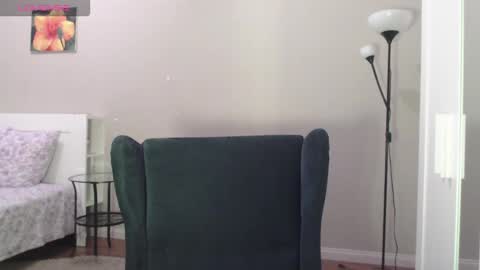 Niu online show from September 22, 2025, 11:01 am