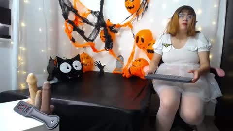 Snapshot of niuk_mei chatting on October 27, 2025, 4:55 pm Niuk online show from October 27, 2025, 4:55 pm