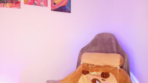 Nix  online show from November 5, 2025, 11:16 pm