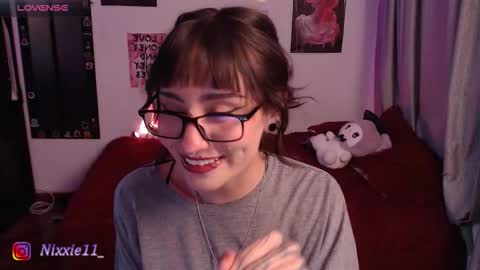 Snapshot of nixxie_ chatting on November 6, 2025, 1:39 am Nixxie online show from November 6, 2025, 1:39 am