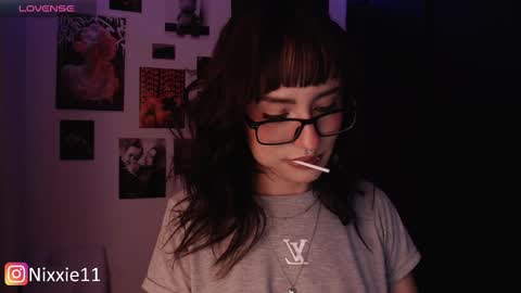 Snapshot of nixxie_ chatting on November 22, 2025, 1:26 am Nixxie online show from November 22, 2025, 1:26 am