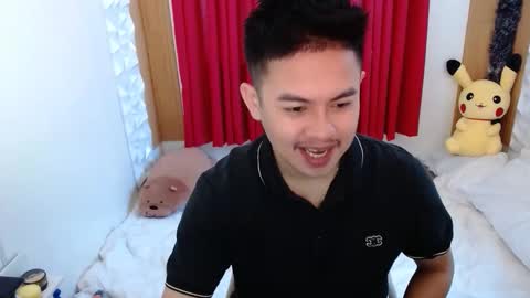 njay_16 online show from April 3, 2026, 8:01 am