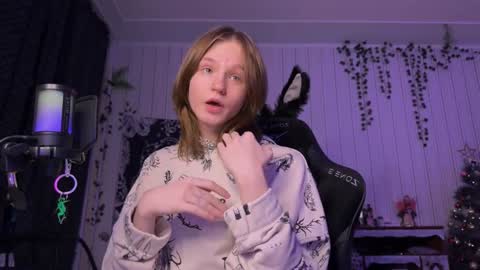 Snapshot of nloraaa chatting on December 23, 2024, 1:24 pm Tears Lora online show from December 23, 2024, 1:24 pm