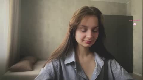 Nora online show from May 21, 2026, 3:24 am