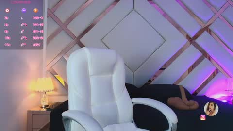   online show from April 21, 2026, 11:38 am