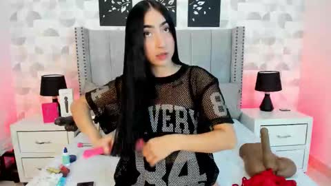 Snapshot of noa_morena chatting on February 26, 2026, 12:26 pm NATHALIA MORENO online show from February 26, 2026, 12:26 pm